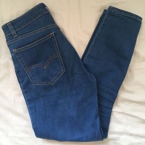 Levi’s 721 vintage high rise skinny jeans size 27